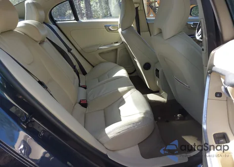 2013 Volvo S60 T5 from USA, damaged, VIN YV1612FS2D1220469